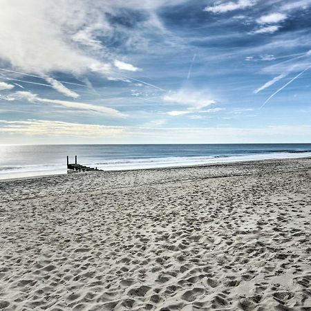 Bright Condo Half-Block To Cape May Beach! Екстериор снимка